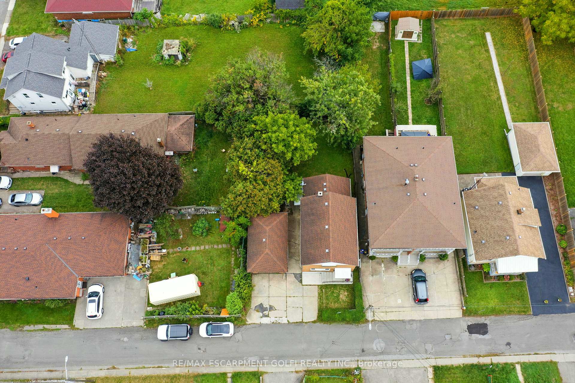 Photo 33 of 6044 Grey Avenue, Niagara Falls, Downtown — HOMEH