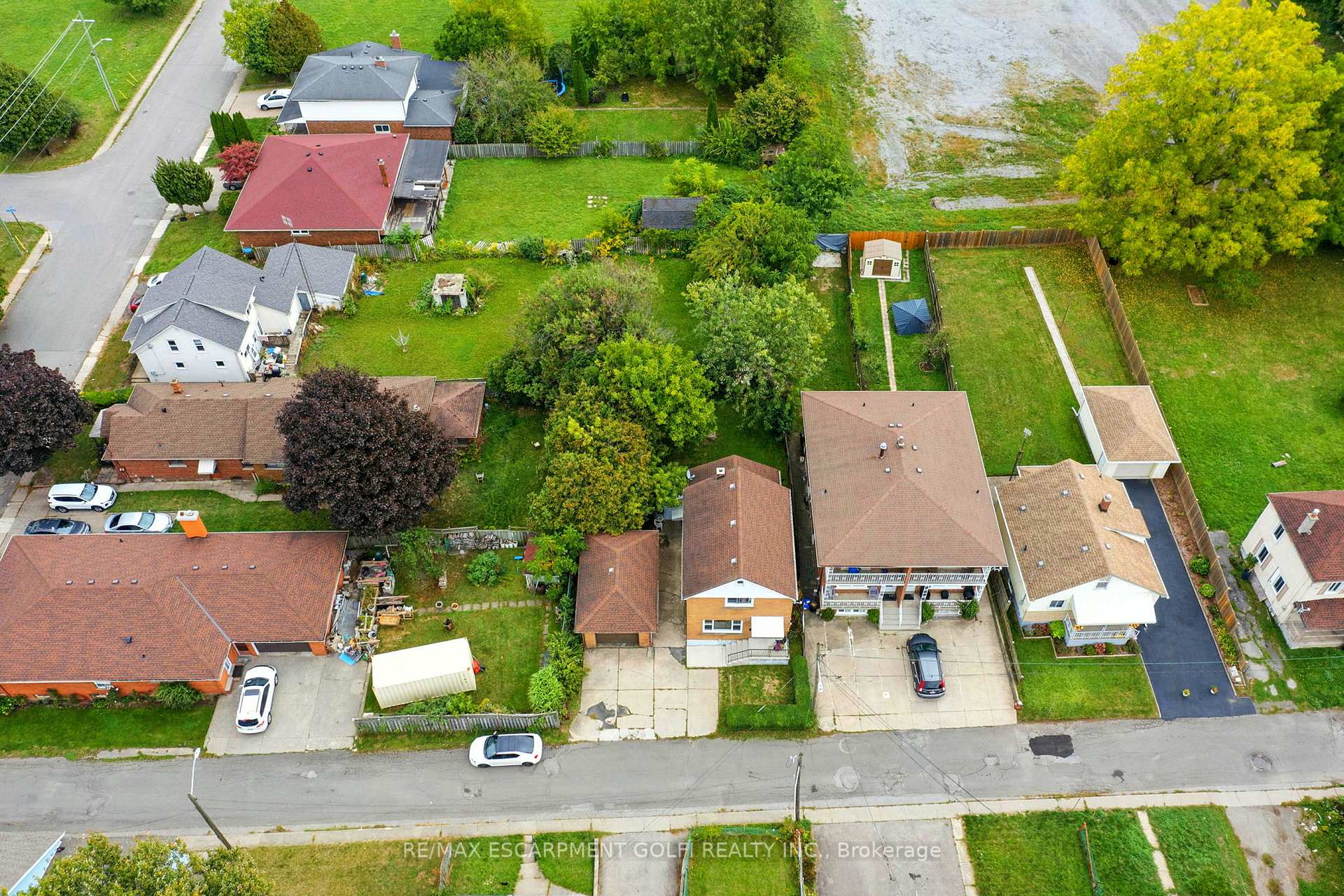 Photo 34 of 6044 Grey Avenue, Niagara Falls, Downtown — HOMEH