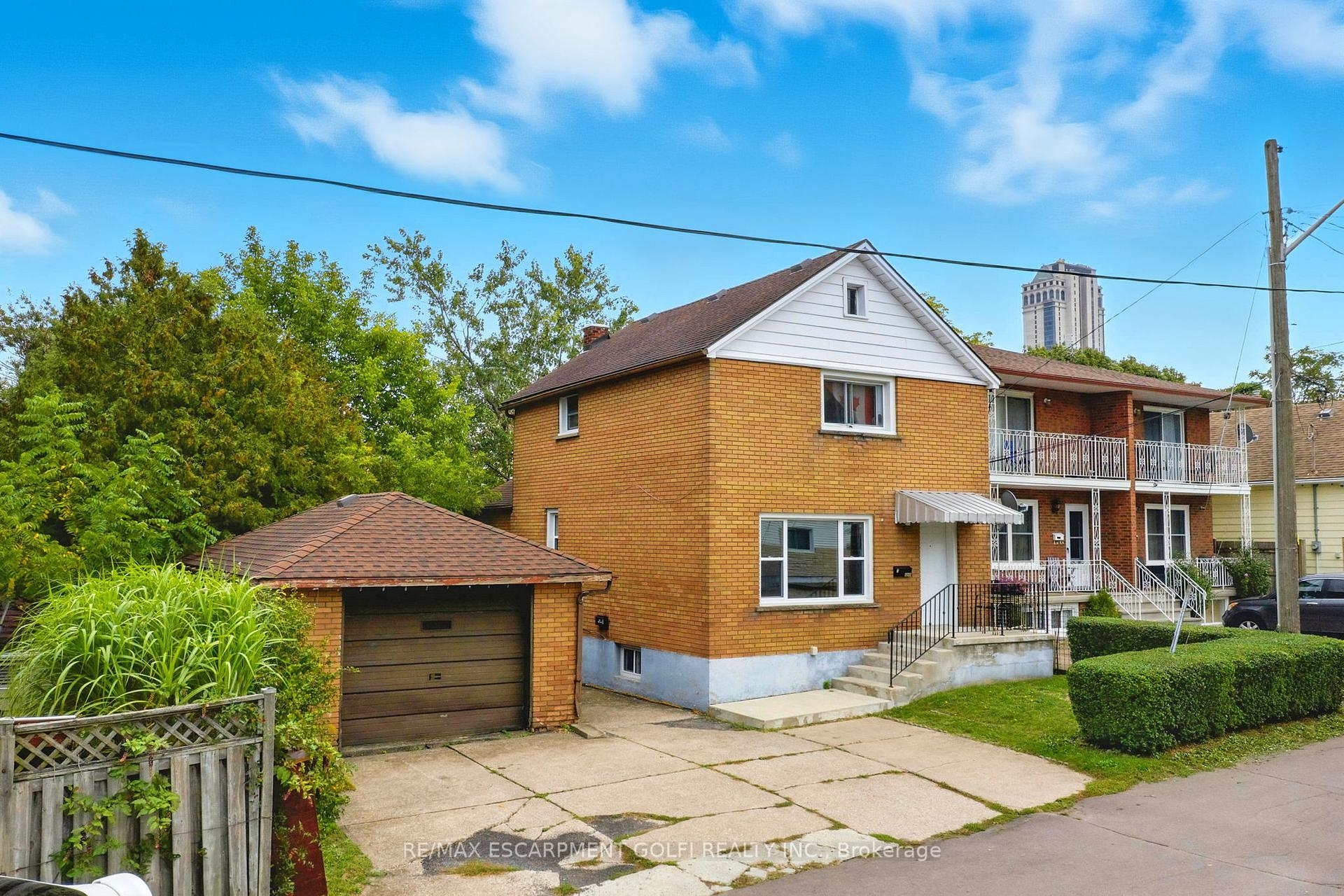 Photo 37 of 6044 Grey Avenue, Niagara Falls, Downtown — HOMEH
