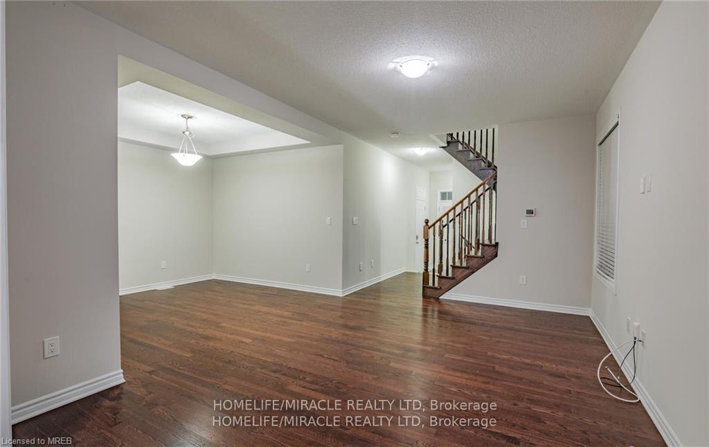 Photo 5 of 1566 Clitherow Street, Milton, Ford — HOMEH