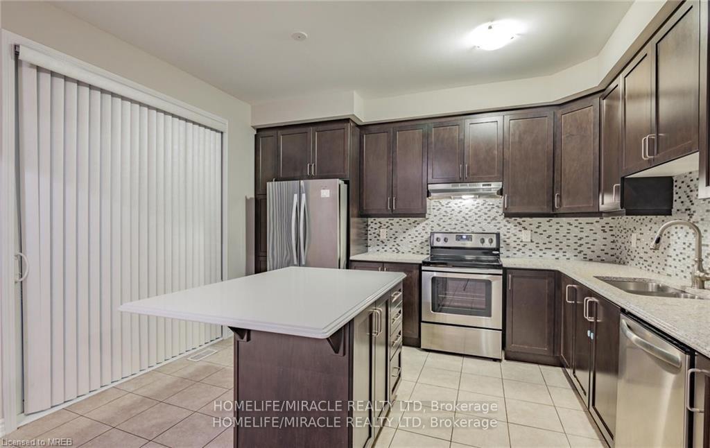 Photo 9 of 1566 Clitherow Street, Milton, Ford — HOMEH