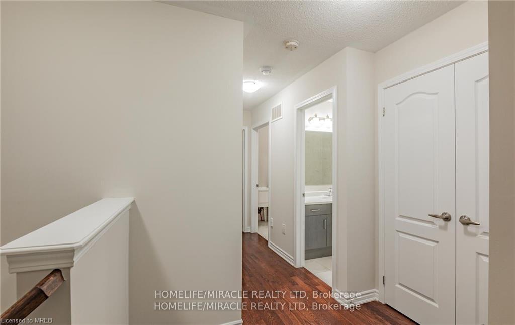 Photo 16 of 1566 Clitherow Street, Milton, Ford — HOMEH