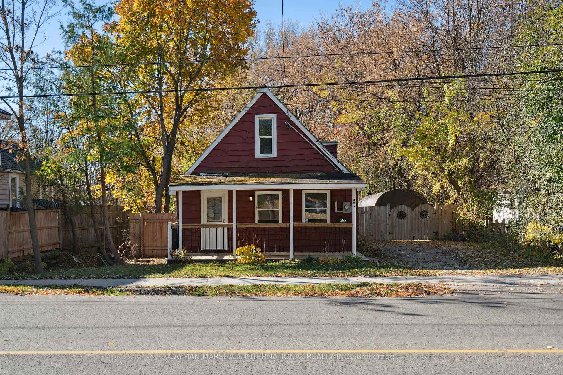 Front of 265 Gill Street