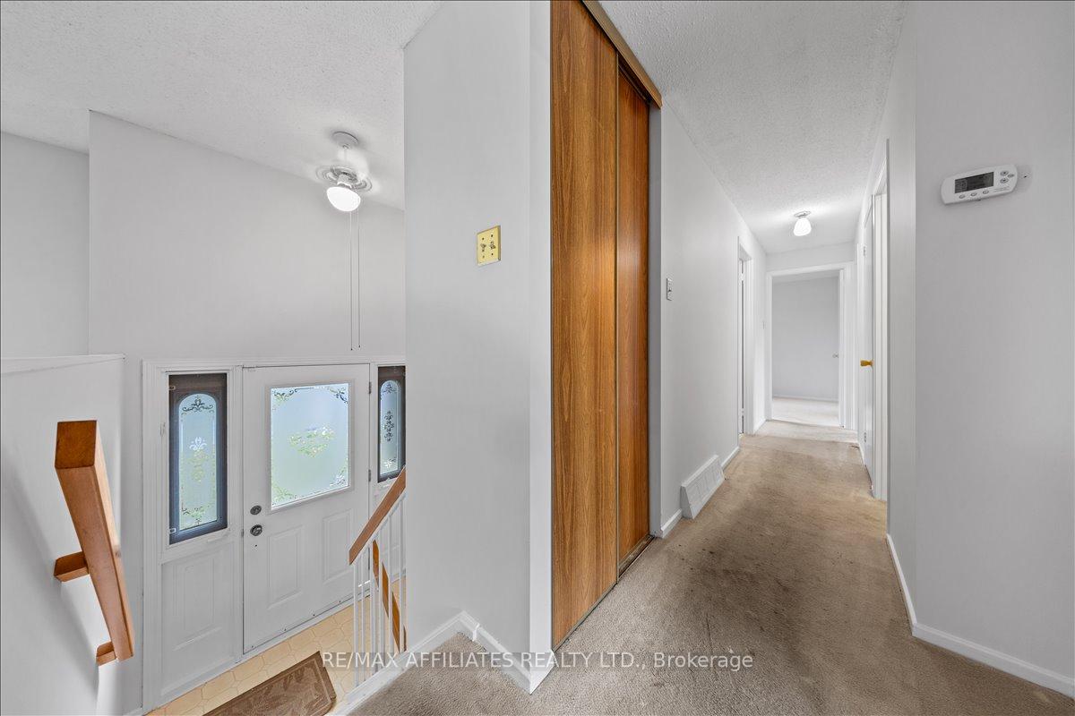 Photo 19 of 1610 Schouten Drive, Ottawa, Bilberry Creek/Queenswood Heights — HOMEH