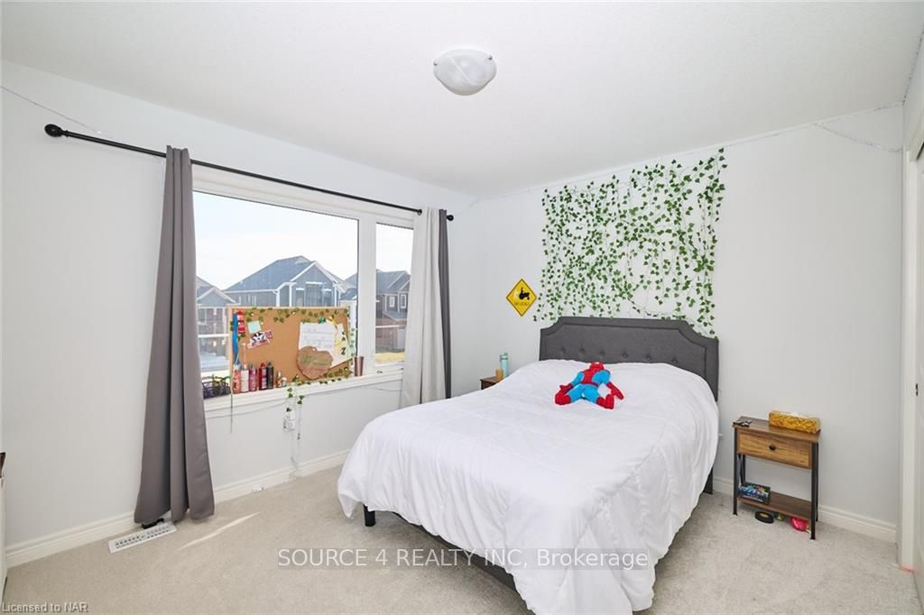 Photo 13 of 140 Susan Drive, Pelham, Fonthill — HOMEH