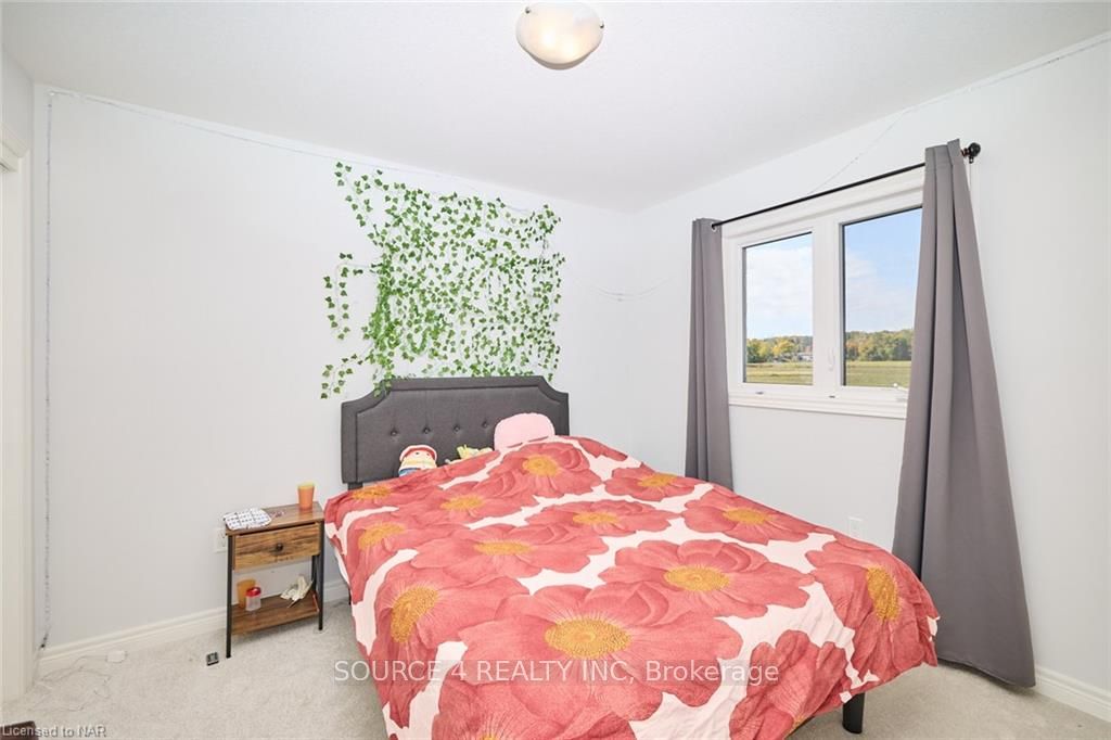 Photo 16 of 140 Susan Drive, Pelham, Fonthill — HOMEH
