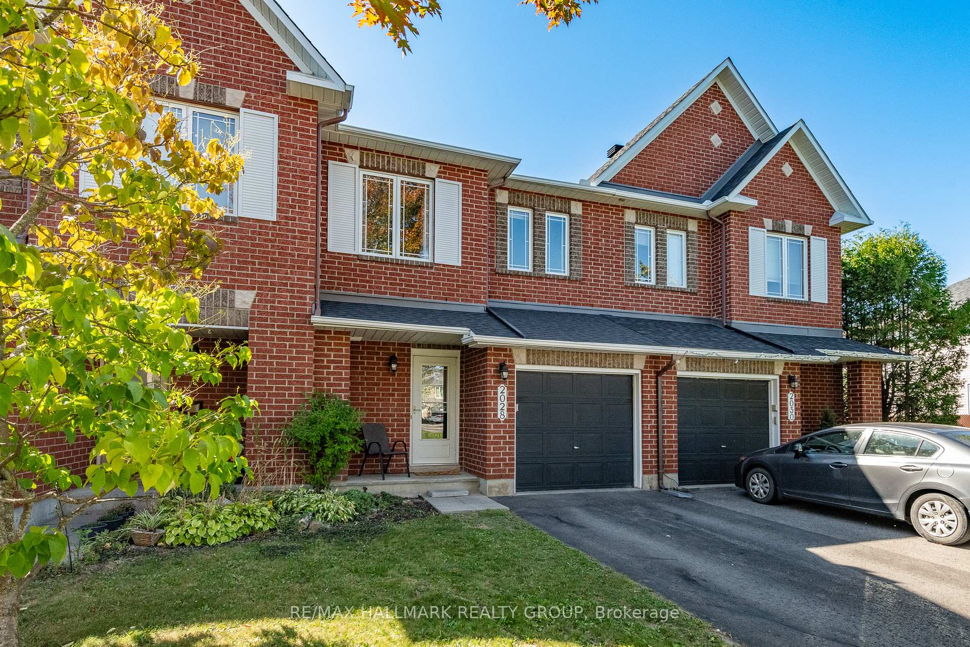 Photo 2 of 2028 Boisfranc Circle, Ottawa, Avalon East — HOMEH