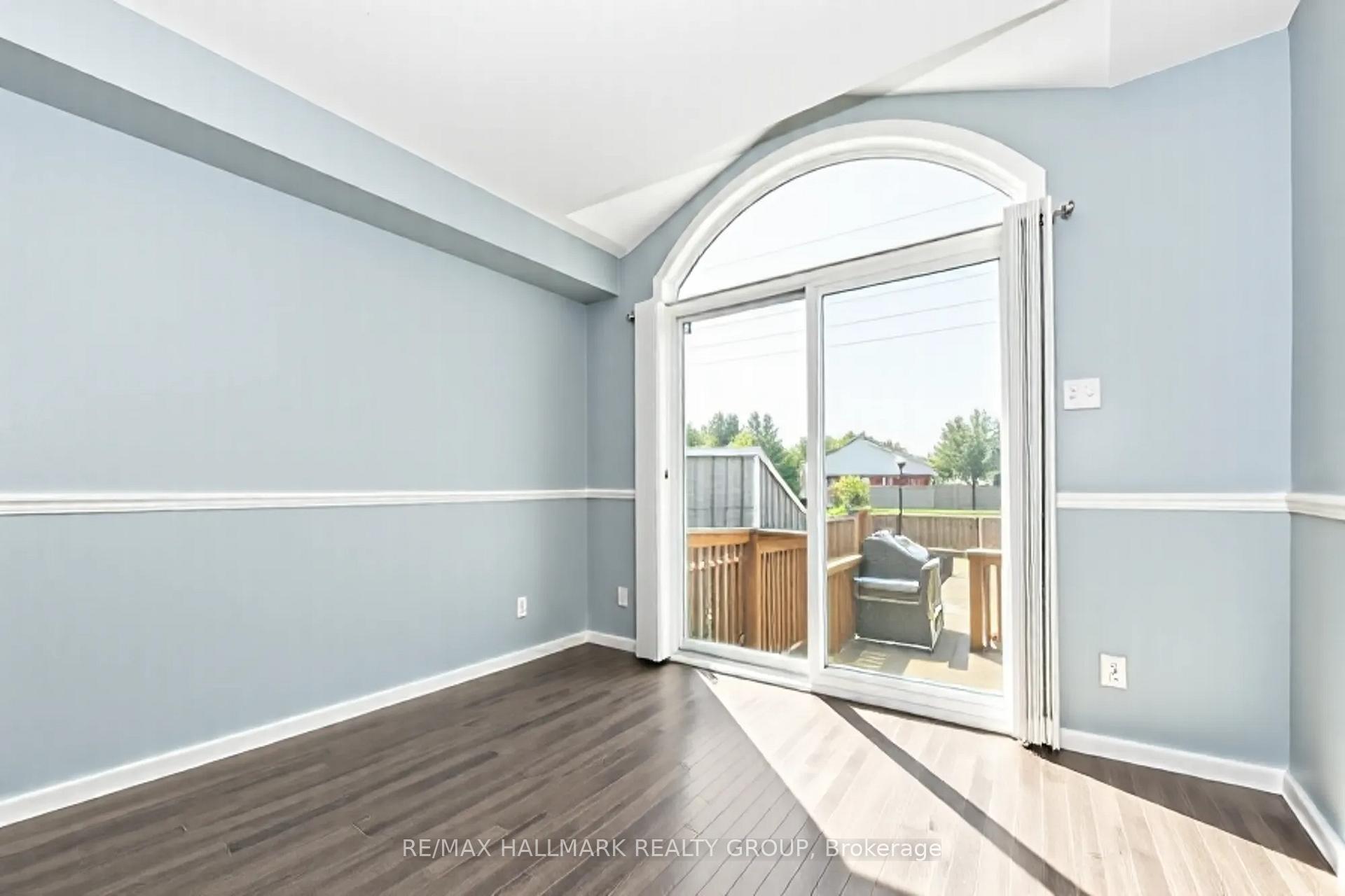 Photo 16 of 2028 Boisfranc Circle, Ottawa, Avalon East — HOMEH