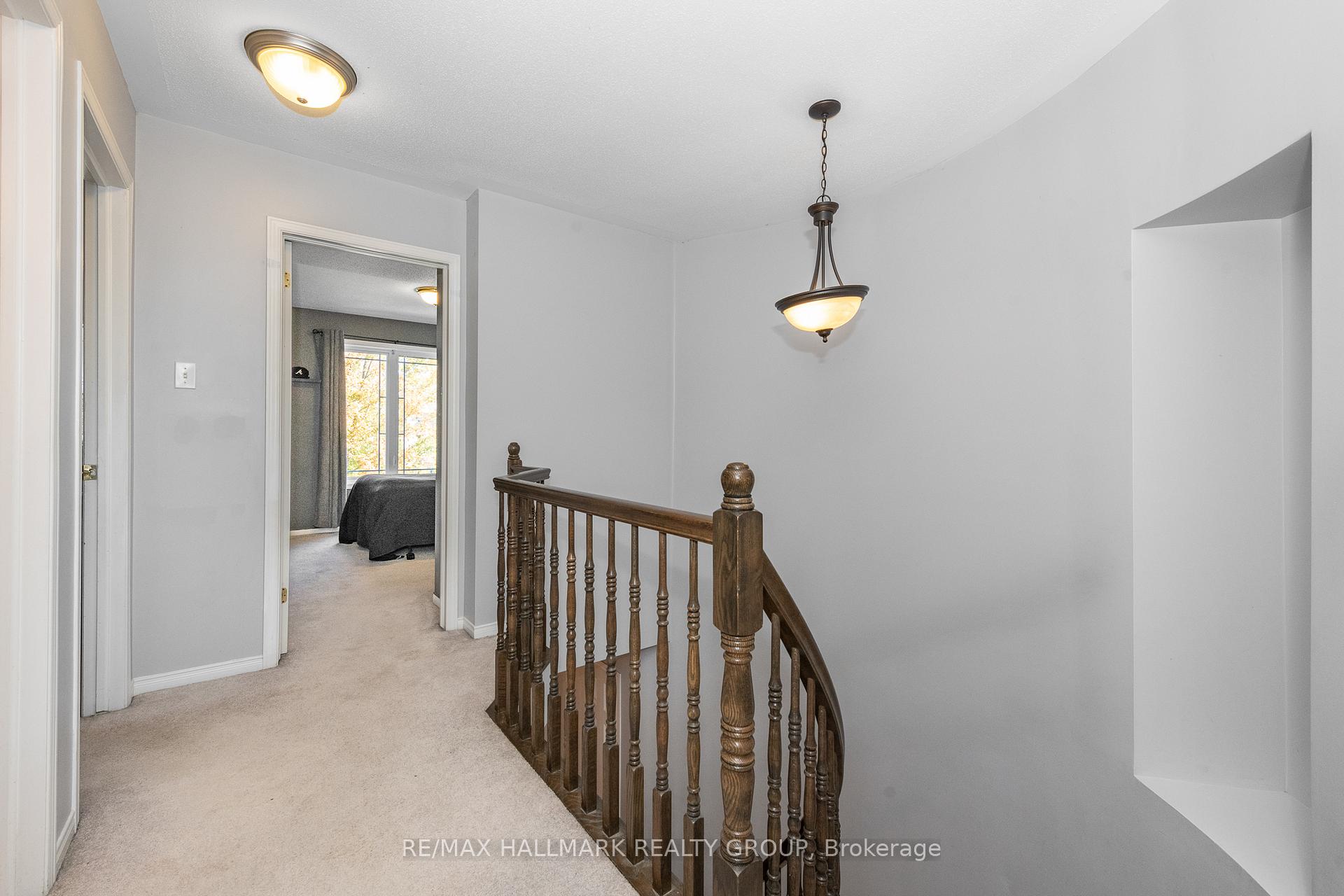 Photo 18 of 2028 Boisfranc Circle, Ottawa, Avalon East — HOMEH