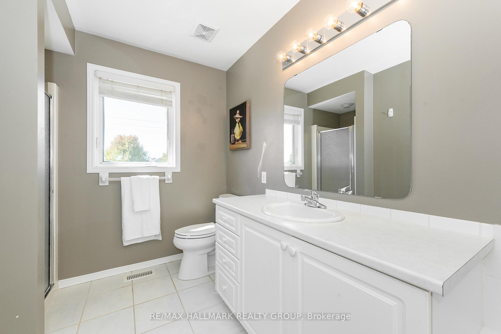 Photo 22 of 2028 Boisfranc Circle, Ottawa, Avalon East — HOMEH