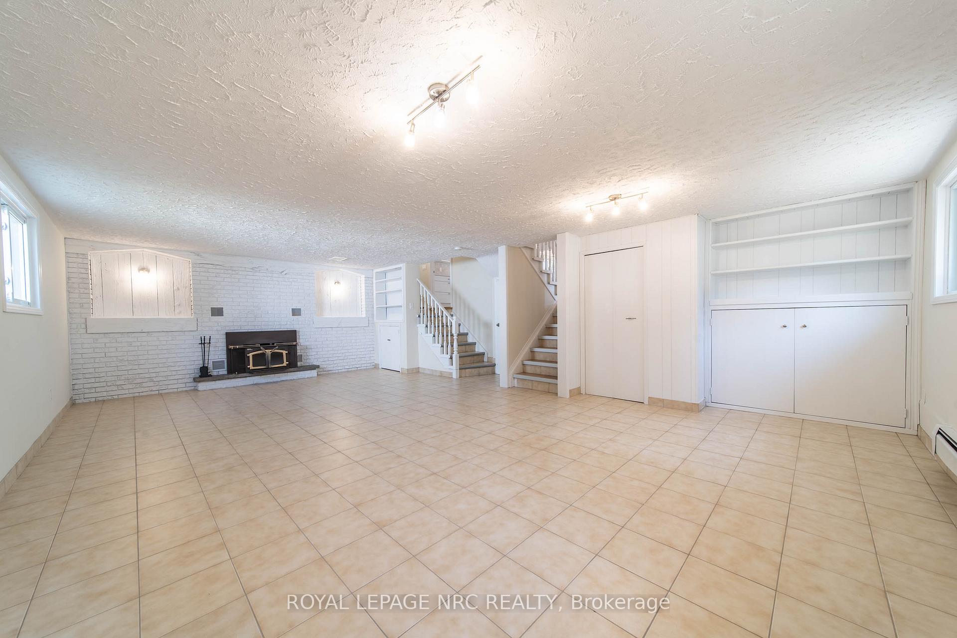 Photo 17 of 7797 Mulhern Street, Niagara Falls, Ascot — HOMEH