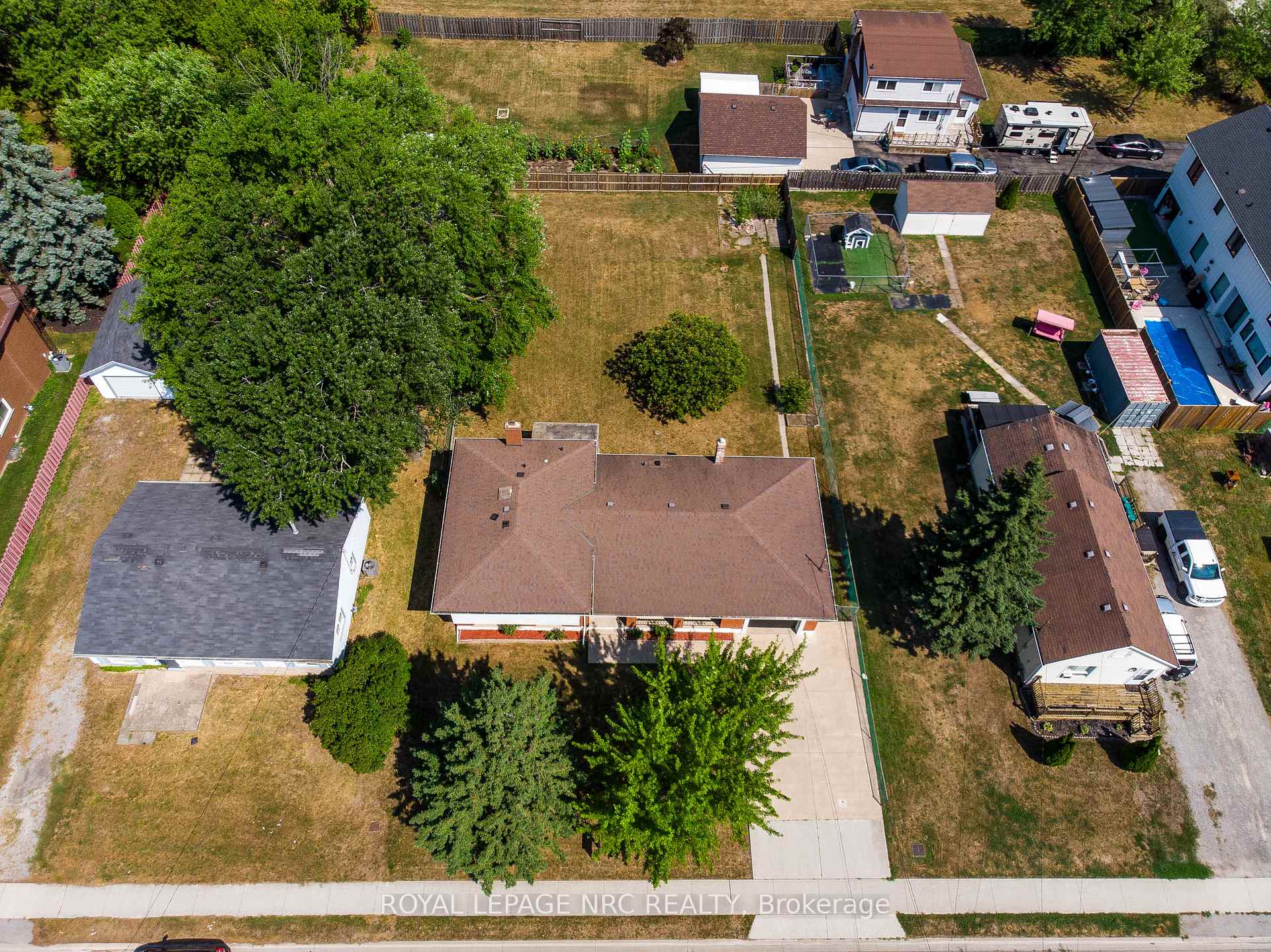 Photo 22 of 7797 Mulhern Street, Niagara Falls, Ascot — HOMEH