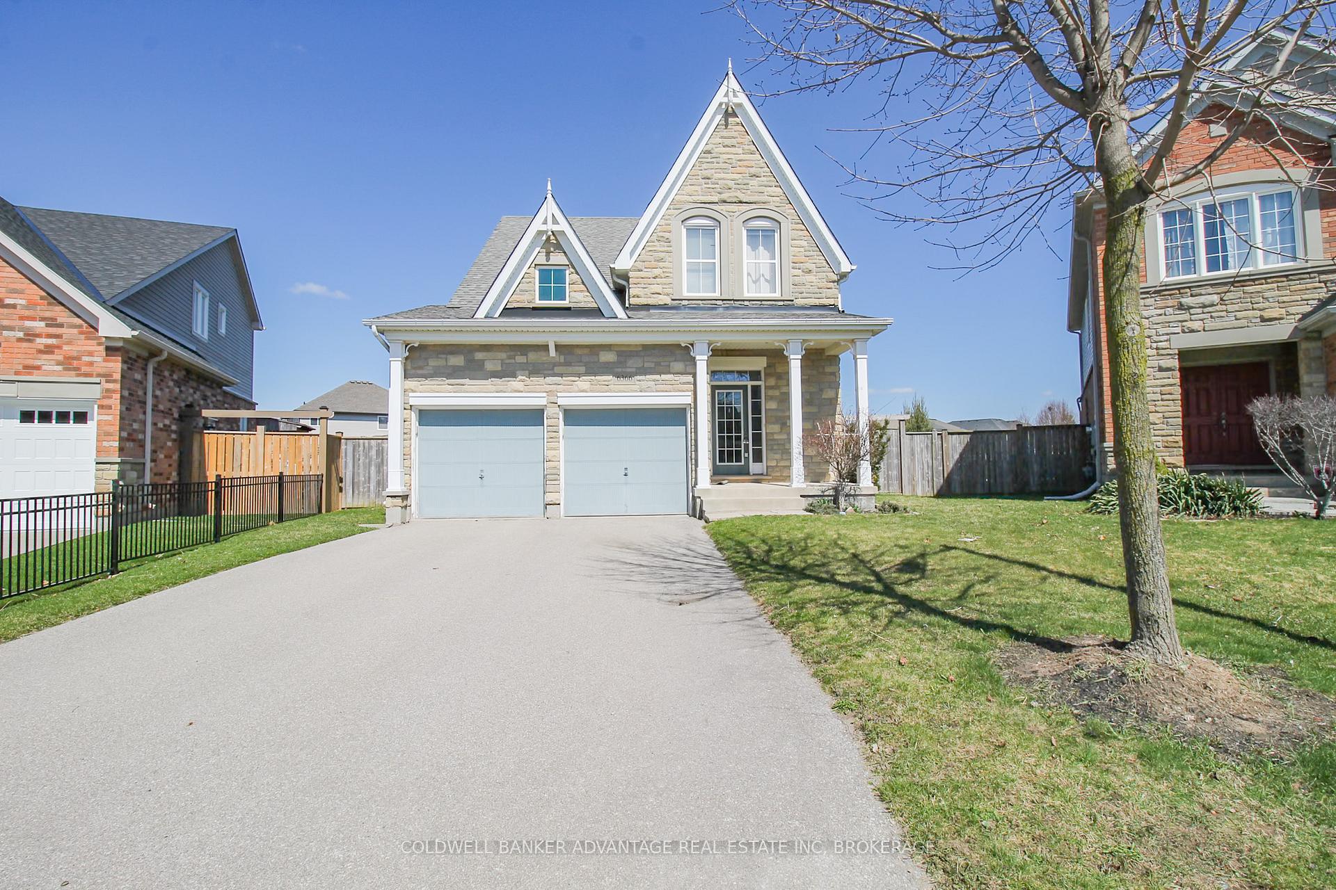 Front of 6366 Dilalla Crescent