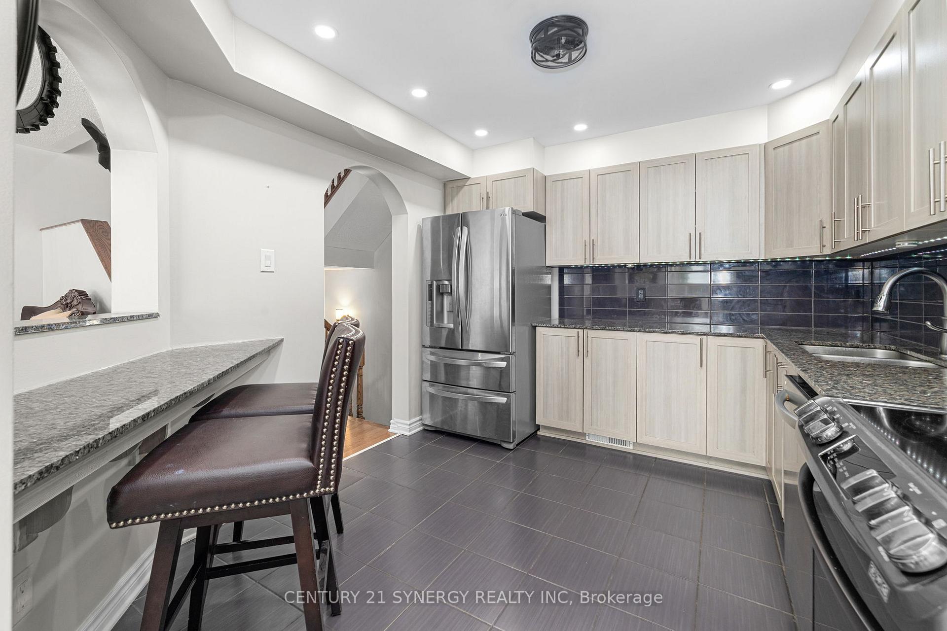 Photo 9 of 120 Lerta Way, Ottawa, Avalon West — HOMEH