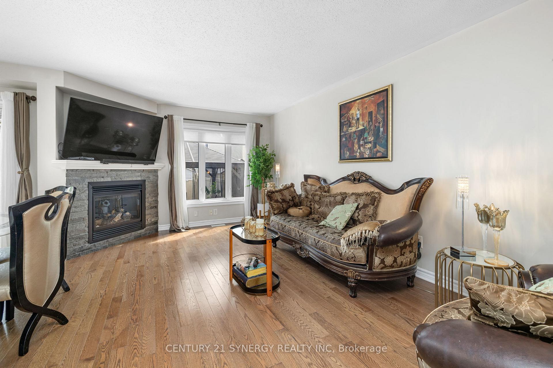 Photo 12 of 120 Lerta Way, Ottawa, Avalon West — HOMEH
