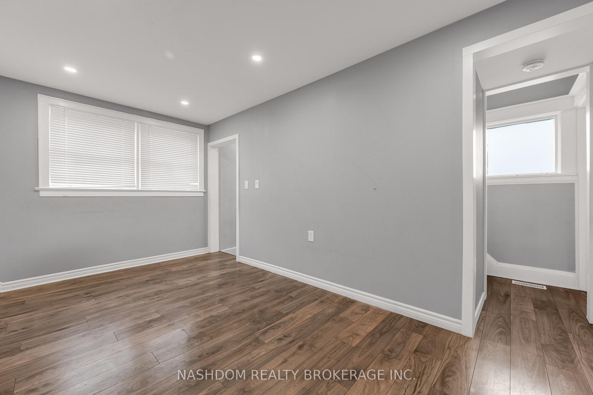 Photo 5 of 6510 Drummond Road, Niagara Falls, Dorchester — HOMEH