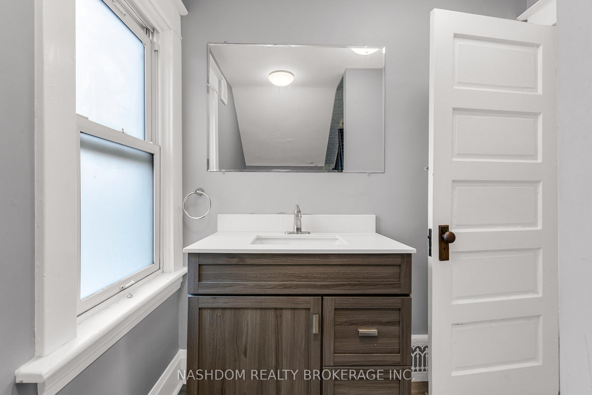Photo 9 of 6510 Drummond Road, Niagara Falls, Dorchester — HOMEH