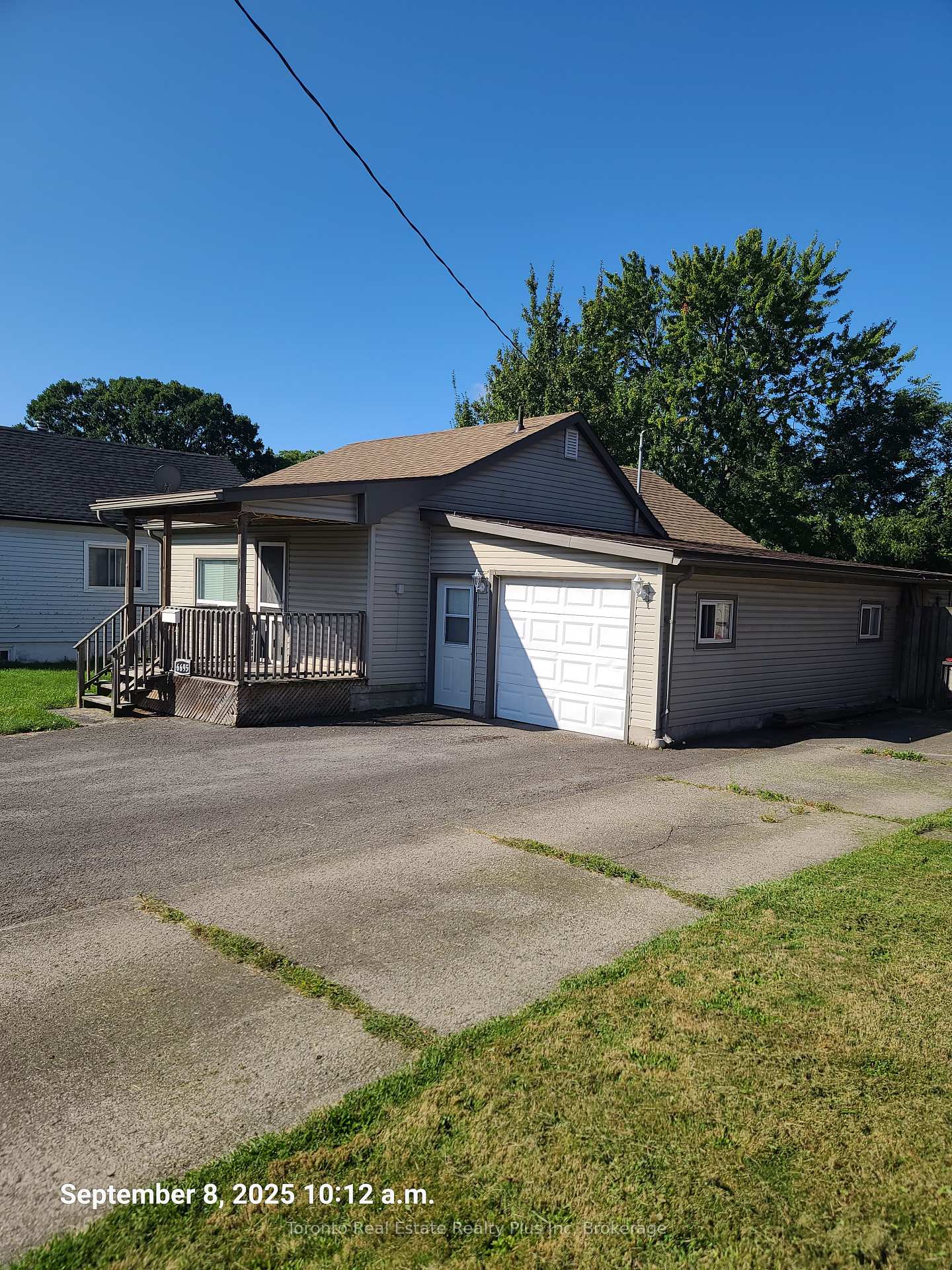 Front of 6695 Ailanthus Avenue