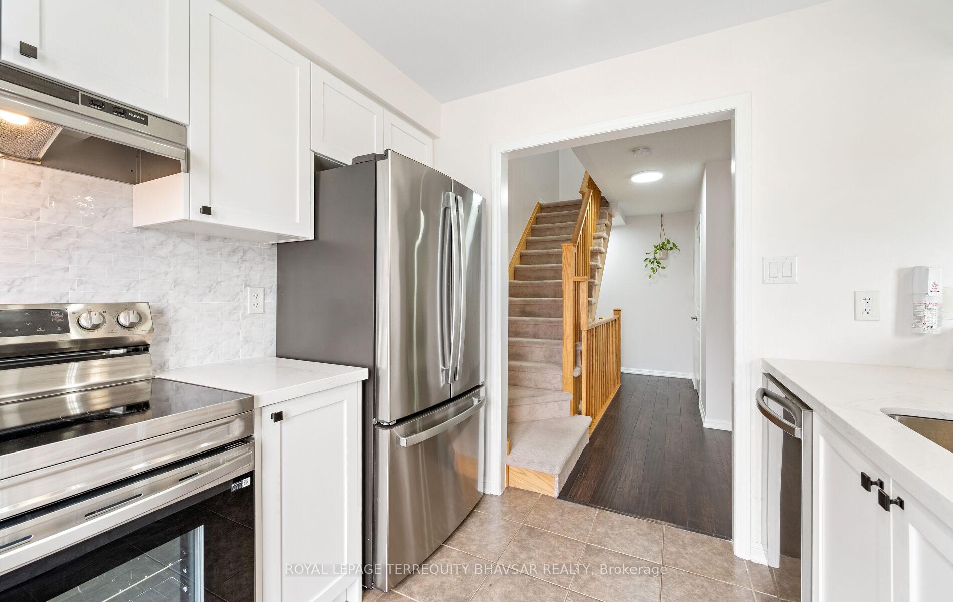Photo 27 of 964 Nadalin Heights, Milton, Willmott — HOMEH