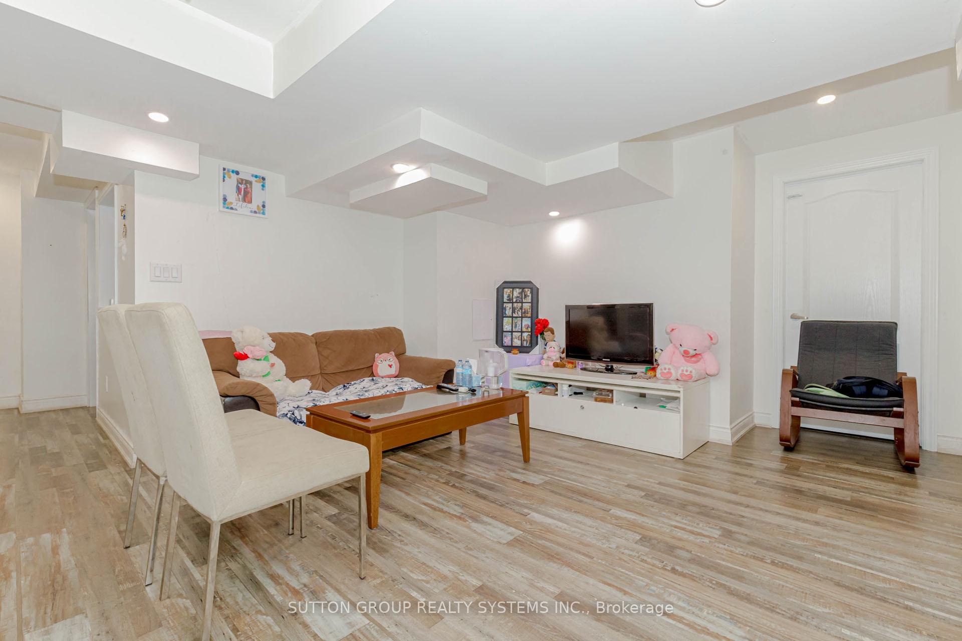 Front of 971 Cherry Court Basement