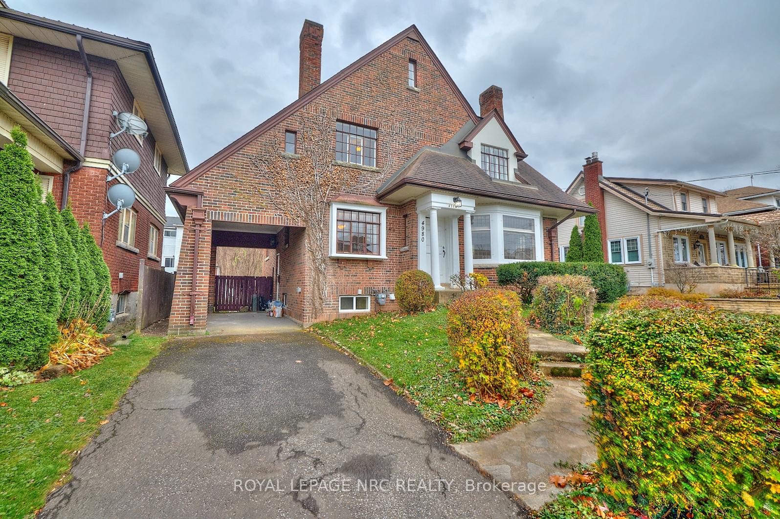 Photo 1 of 4980 Jepson Street, Niagara Falls, Cherrywood — HOMEH