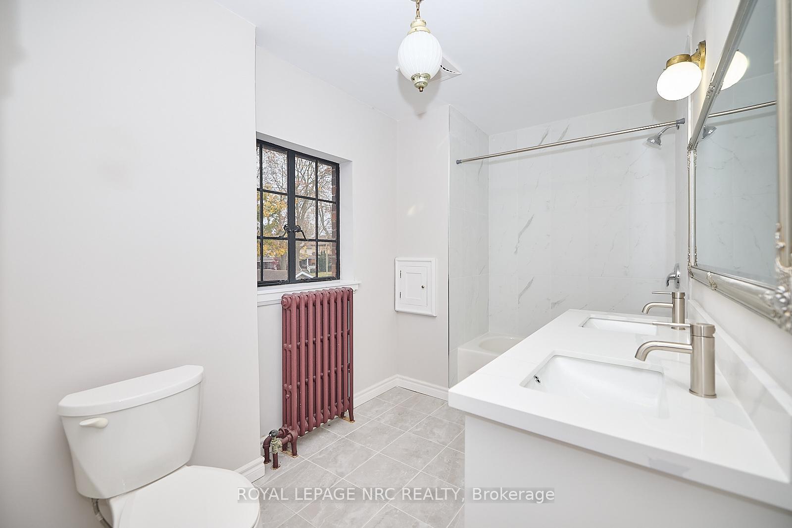 Photo 12 of 4980 Jepson Street, Niagara Falls, Cherrywood — HOMEH
