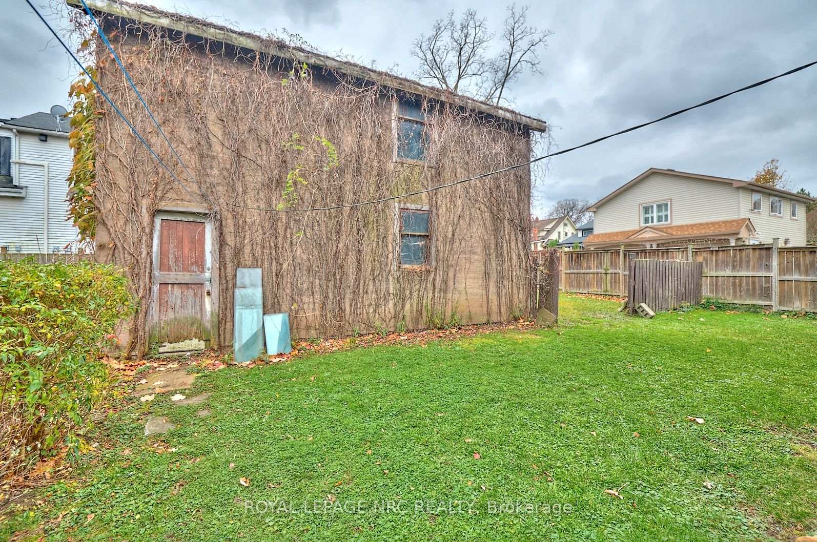 Photo 34 of 4980 Jepson Street, Niagara Falls, Cherrywood — HOMEH