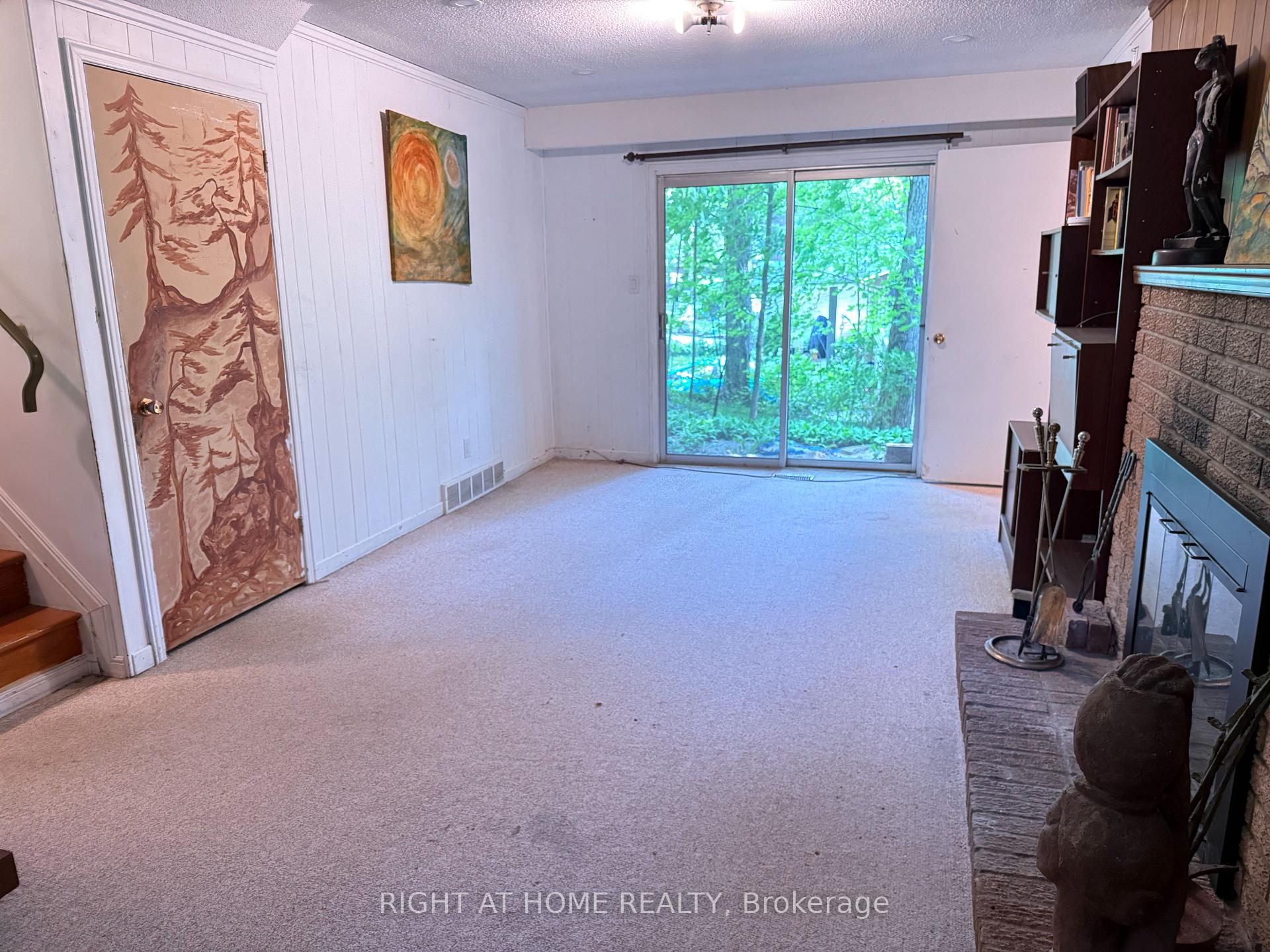 Photo 31 of 53 Glenda Jane Drive, Milton, Campbellville — HOMEH