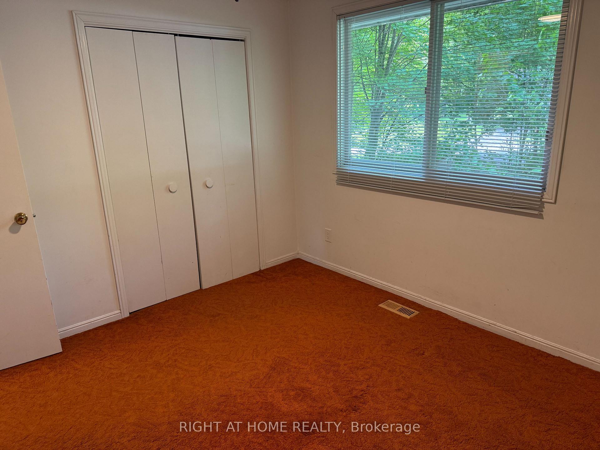 Photo 11 of 53 Glenda Jane Drive, Milton, Campbellville — HOMEH