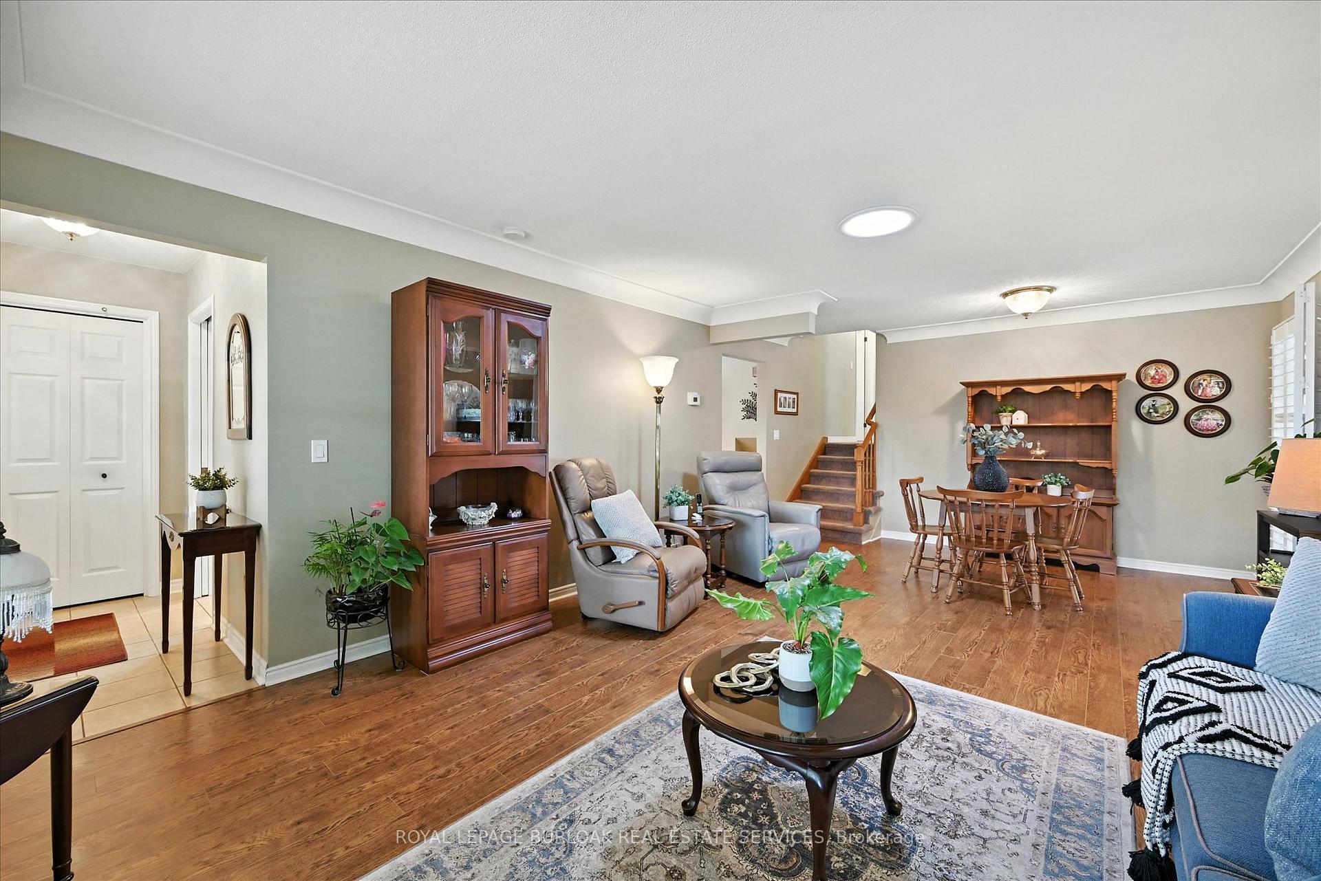 Photo 6 of 5937 Saint Anthony Crescent, Niagara Falls, Church's Lane — HOMEH