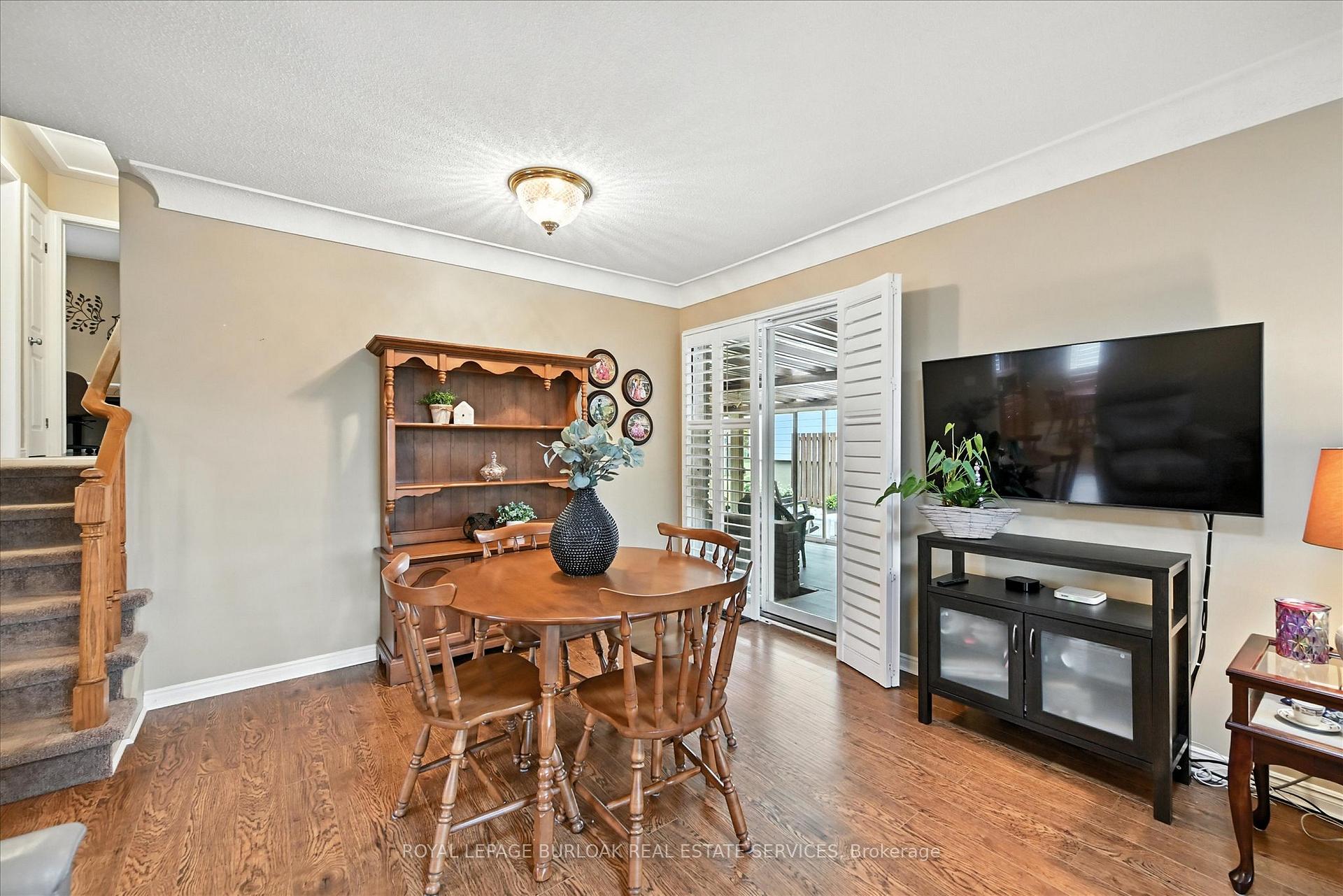 Photo 9 of 5937 Saint Anthony Crescent, Niagara Falls, Church's Lane — HOMEH