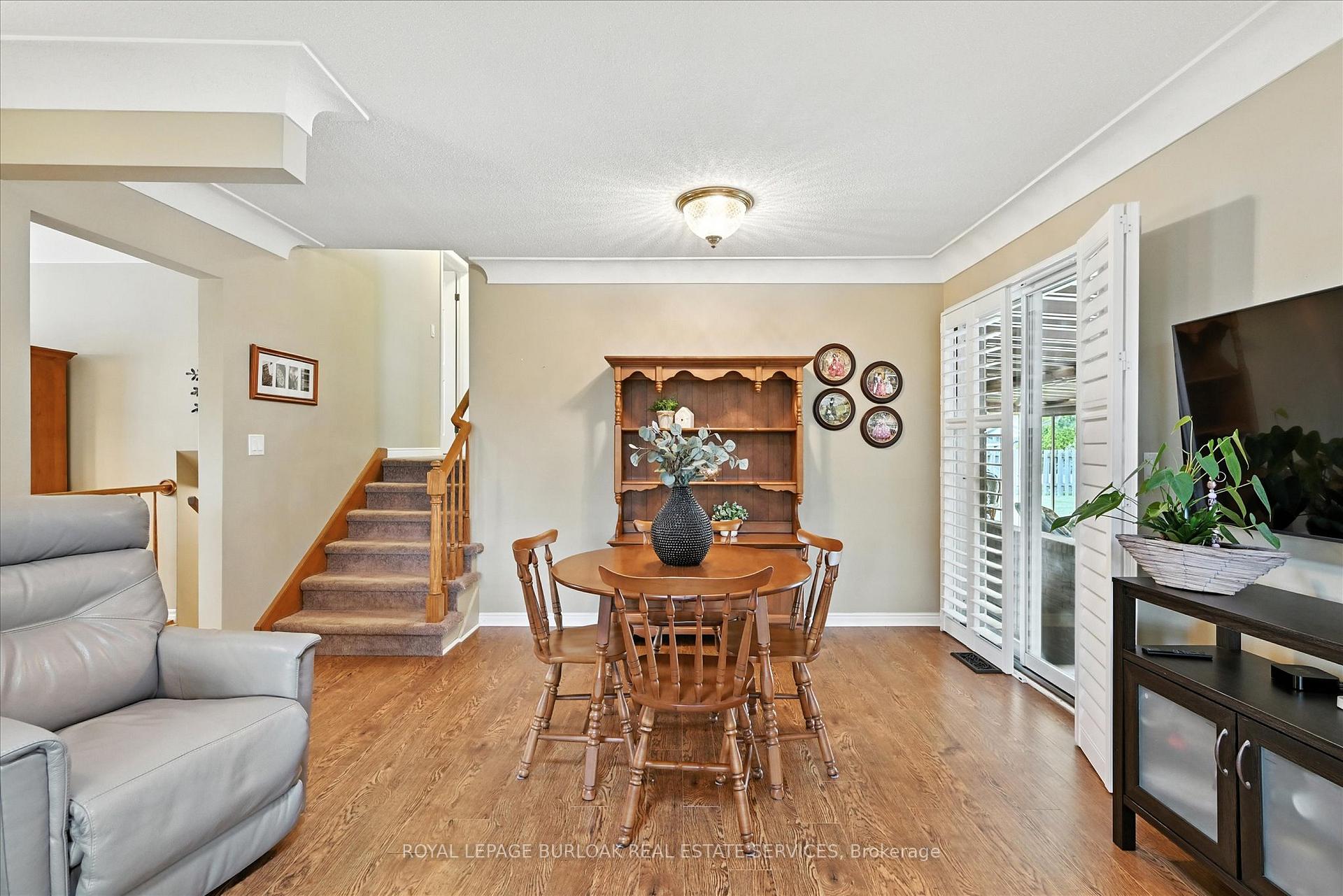 Photo 11 of 5937 Saint Anthony Crescent, Niagara Falls, Church's Lane — HOMEH