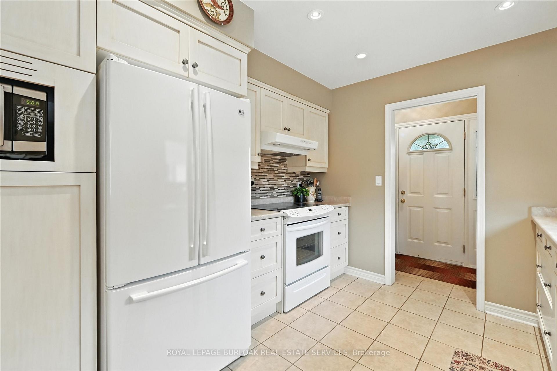 Photo 19 of 5937 Saint Anthony Crescent, Niagara Falls, Church's Lane — HOMEH