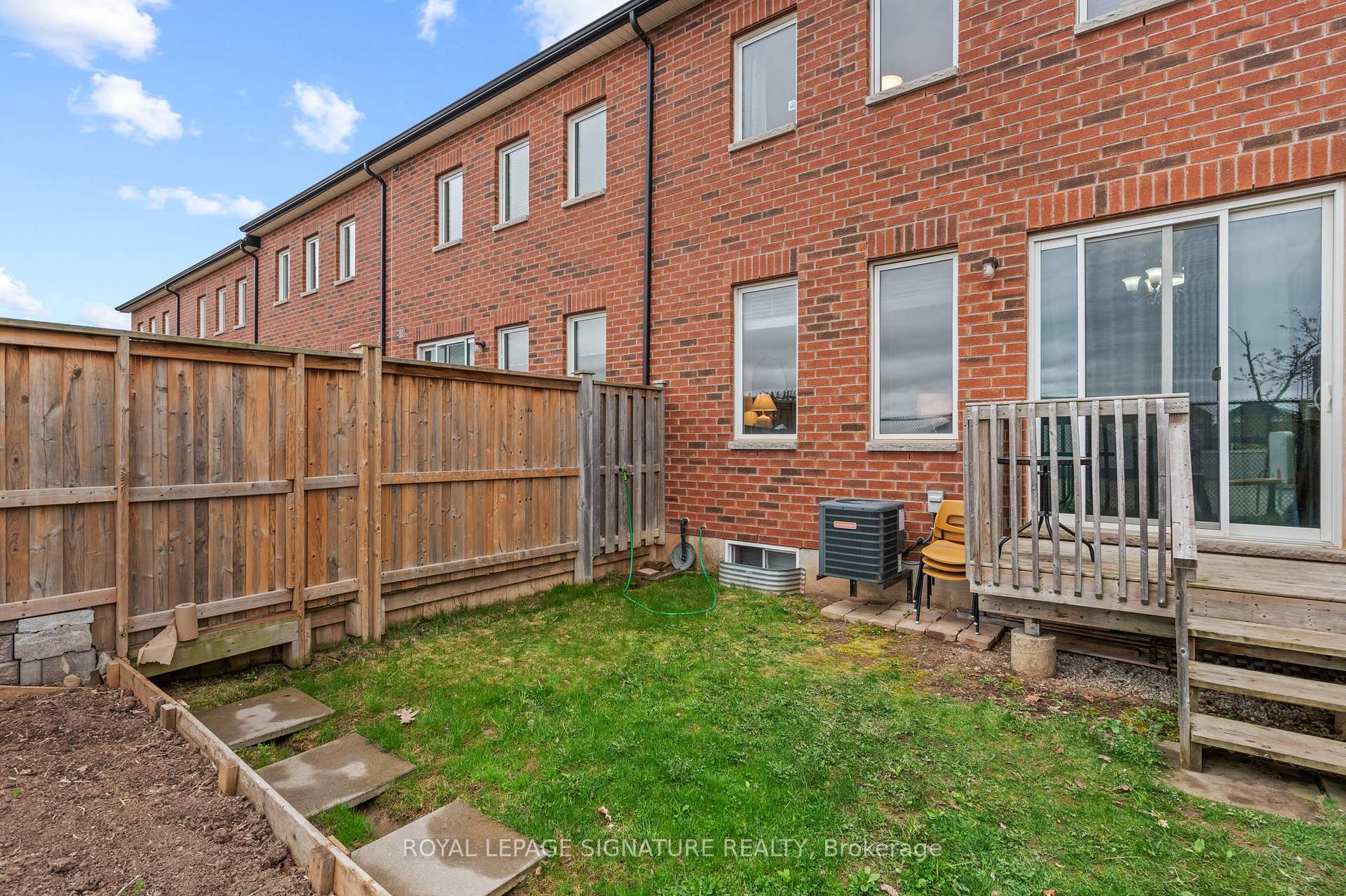 Photo 23 of 763 Banks Crescent, Milton, Willmott — HOMEH