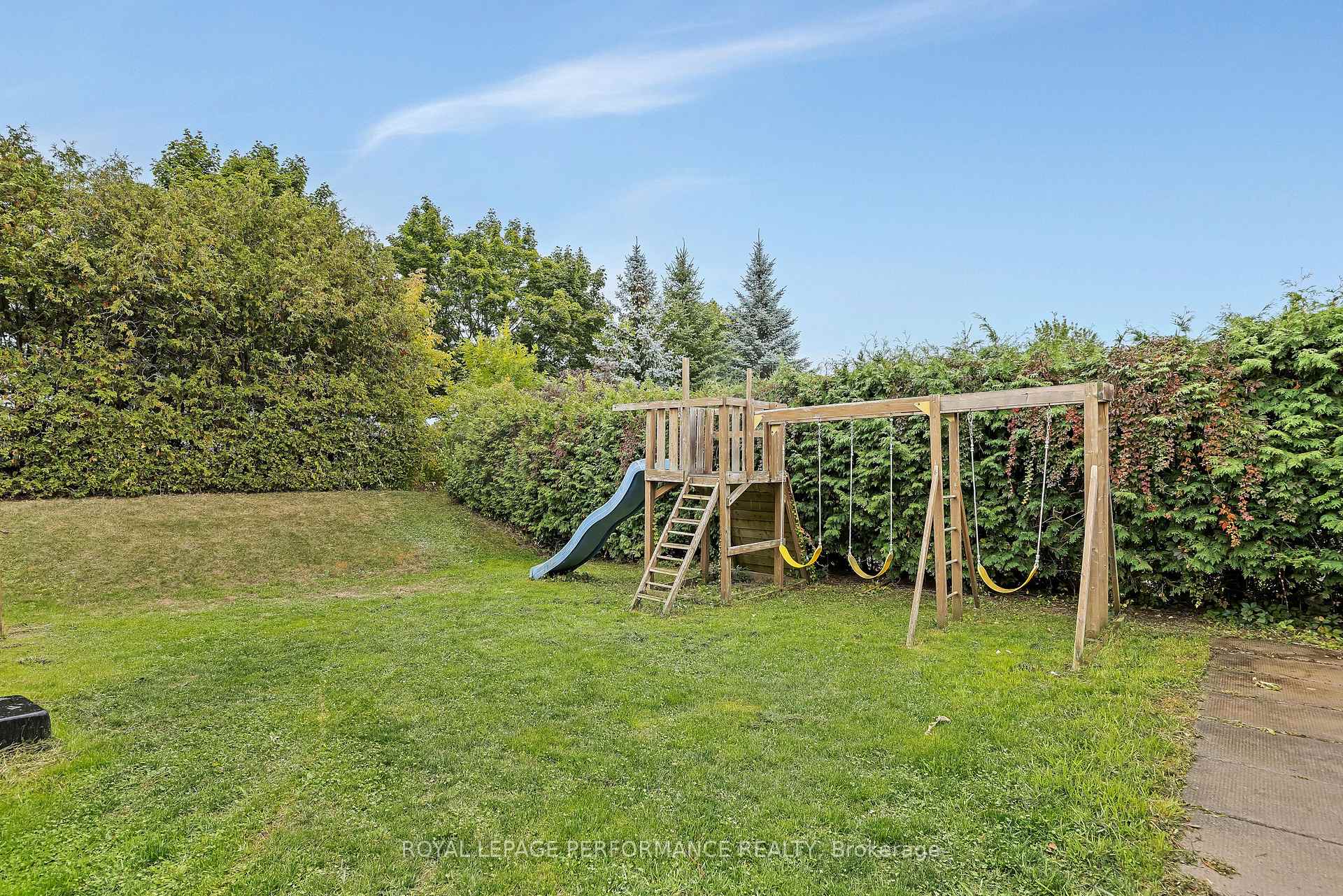 Photo 30 of 461 Duvernay Drive, Ottawa, Queenswood Heights South — HOMEH
