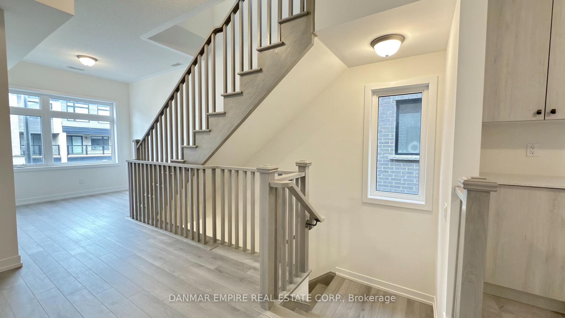 Photo 4 of 1546 Moonseed Place, Milton, Cobban — HOMEH