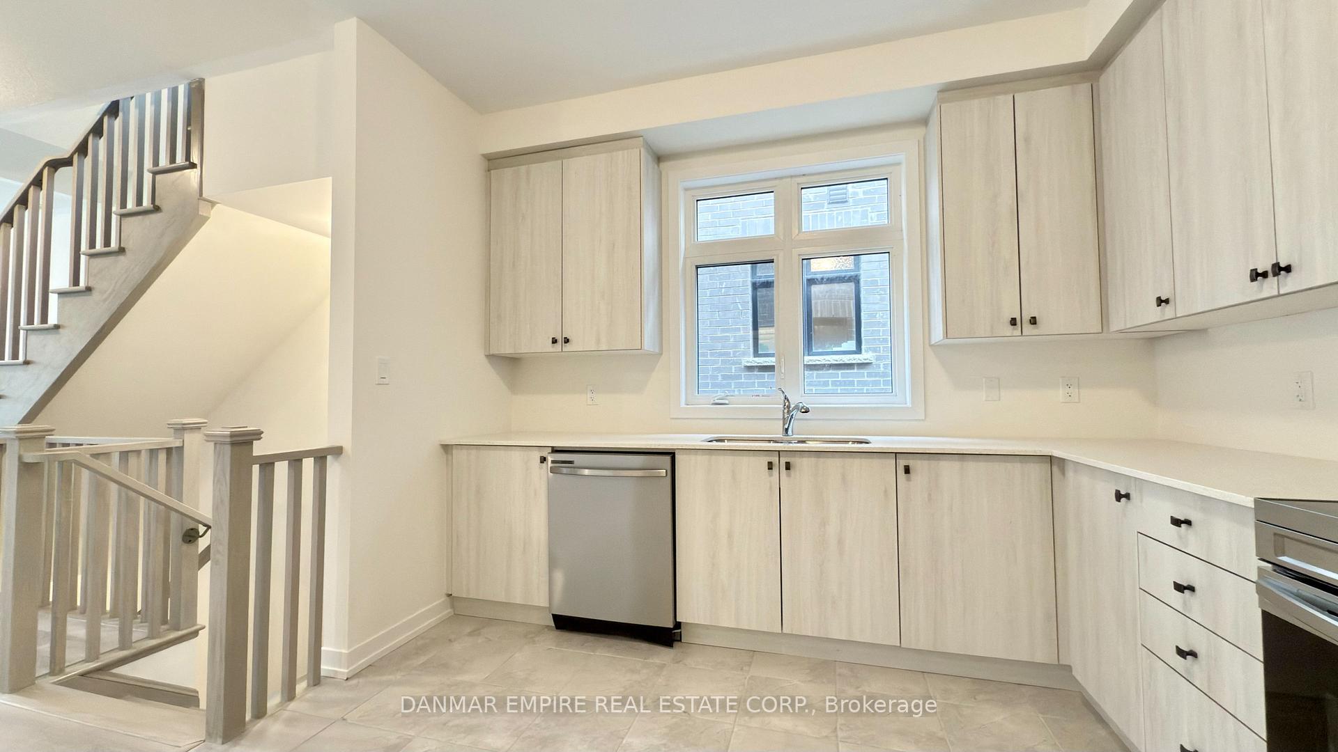 Photo 10 of 1546 Moonseed Place, Milton, Cobban — HOMEH