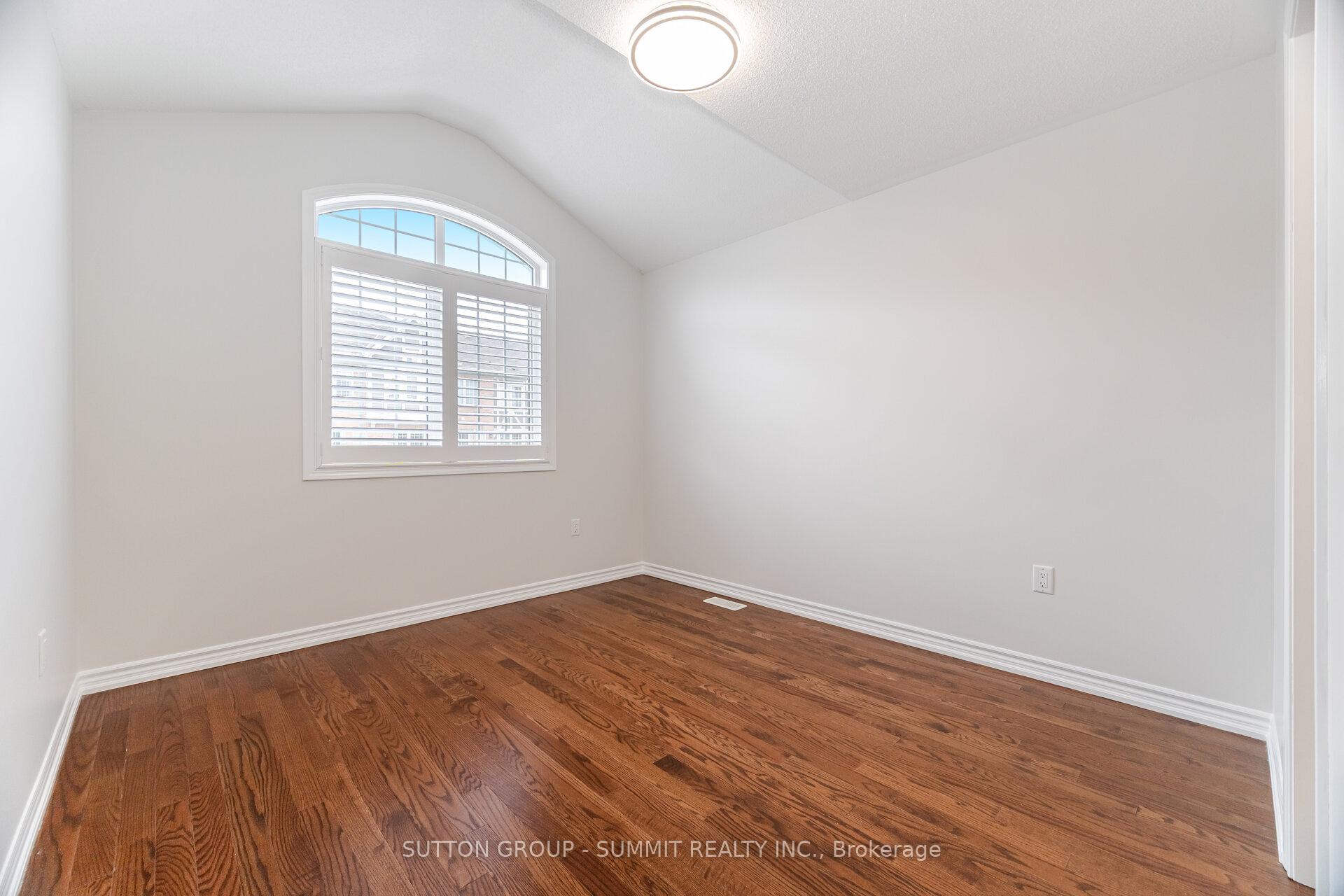 Photo 14 of 642 Laking Terrace, Milton, Clarke — HOMEH
