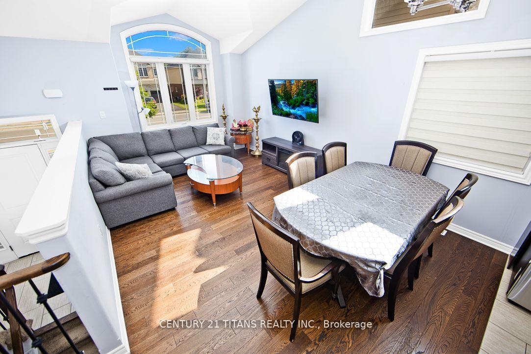 Photo 3 of 6342 Sam Iorfida Drive, Niagara Falls, Oldfield — HOMEH