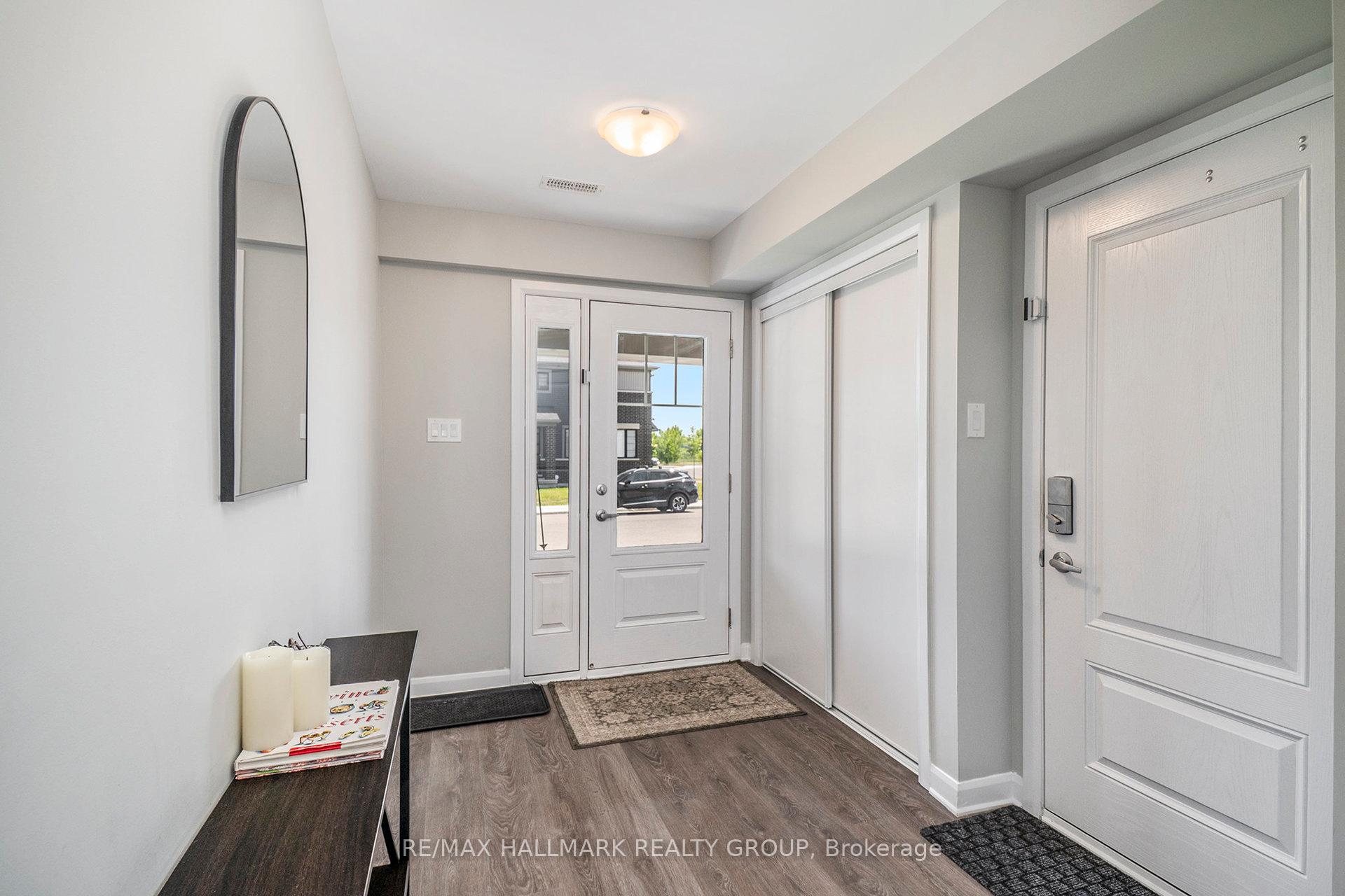 Photo 3 of 328 Shepperton Street, Ottawa, Avalon East — HOMEH