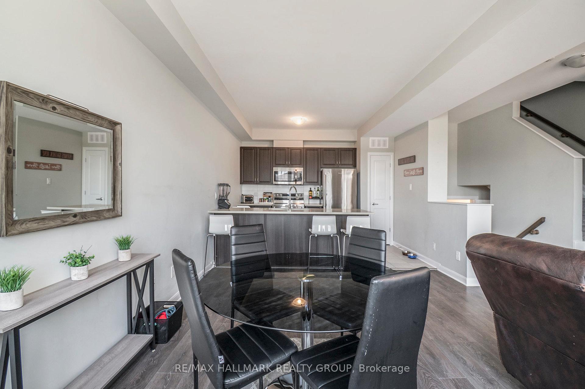 Photo 9 of 328 Shepperton Street, Ottawa, Avalon East — HOMEH