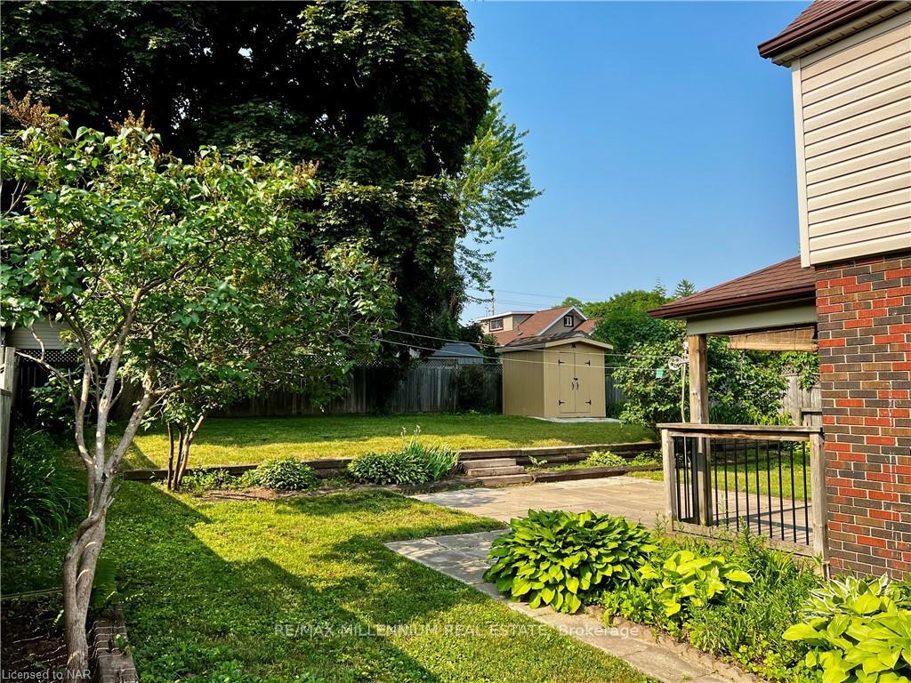 Photo 3 of 6447 Barker Street, Niagara Falls, Dorchester — HOMEH