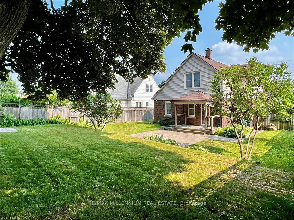 Photo 5 of 6447 Barker Street, Niagara Falls, Dorchester — HOMEH