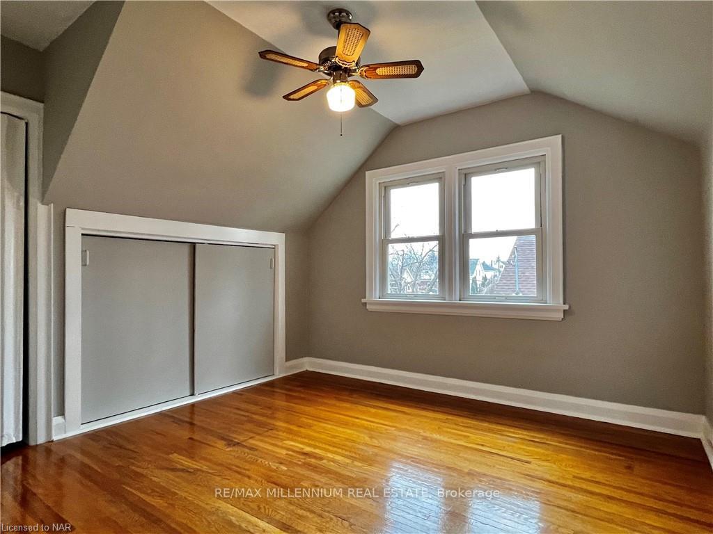 Photo 18 of 6447 Barker Street, Niagara Falls, Dorchester — HOMEH