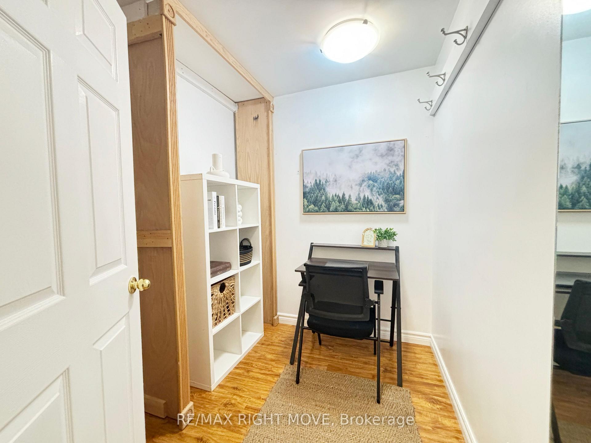 Photo 14 of 445 Mooney Crescent, Orillia — HOMEH