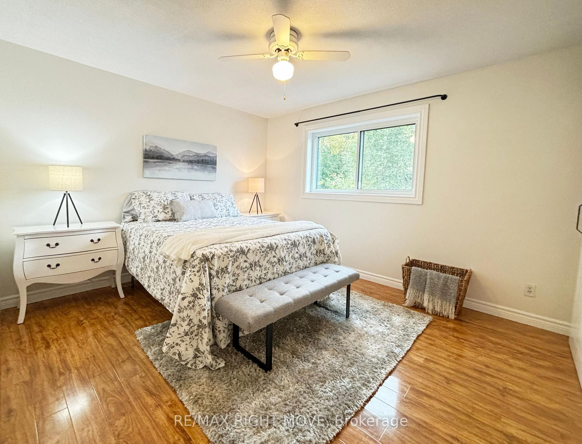 Photo 15 of 445 Mooney Crescent, Orillia — HOMEH