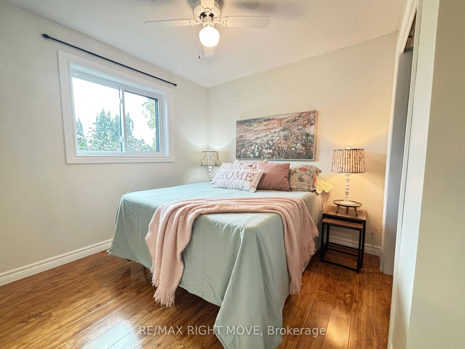 Photo 17 of 445 Mooney Crescent, Orillia — HOMEH