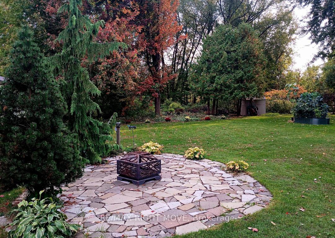 Photo 27 of 445 Mooney Crescent, Orillia — HOMEH