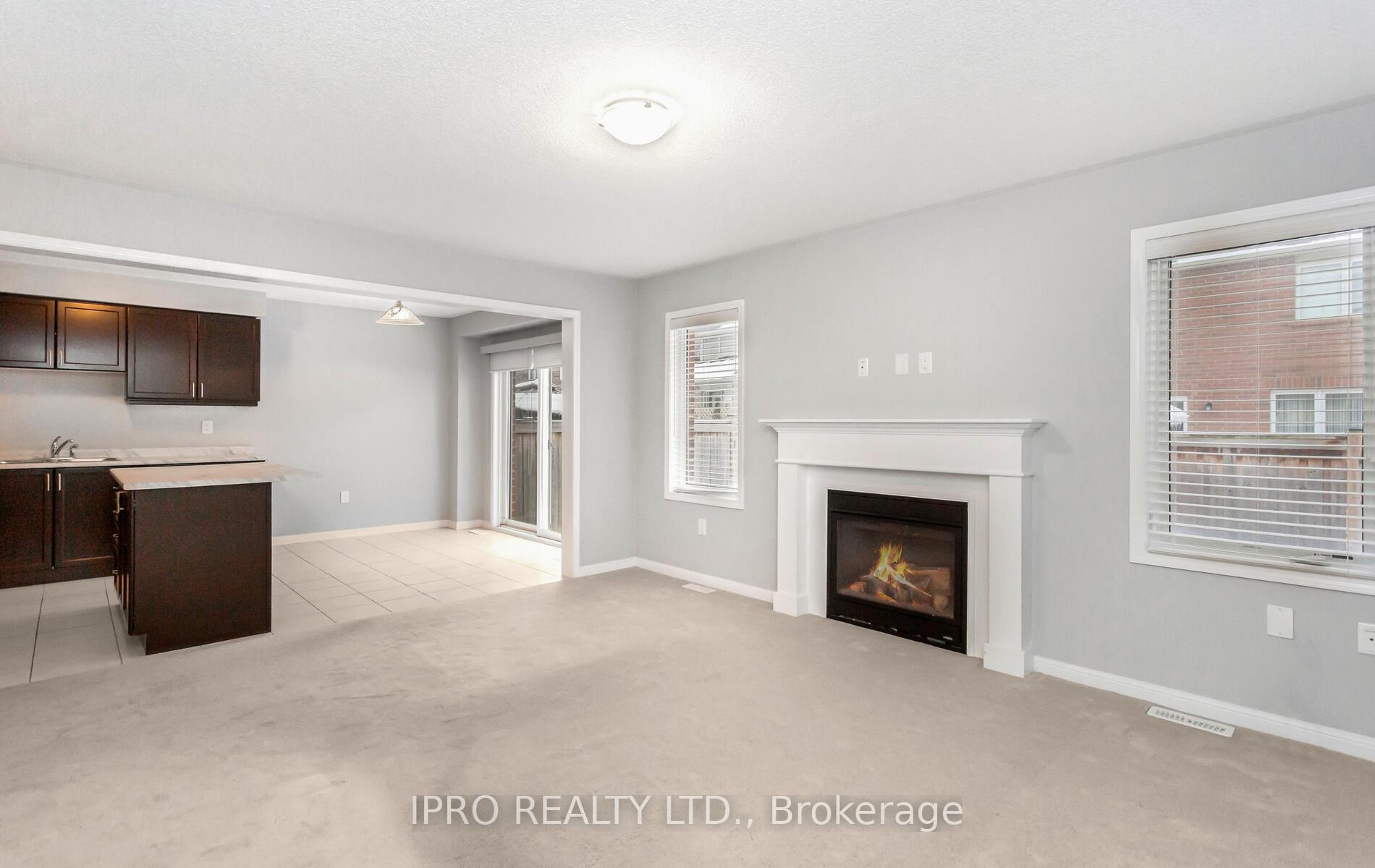 Photo 12 of 261 Gleave ( Upper Level) Terrace, Milton, Harrison — HOMEH