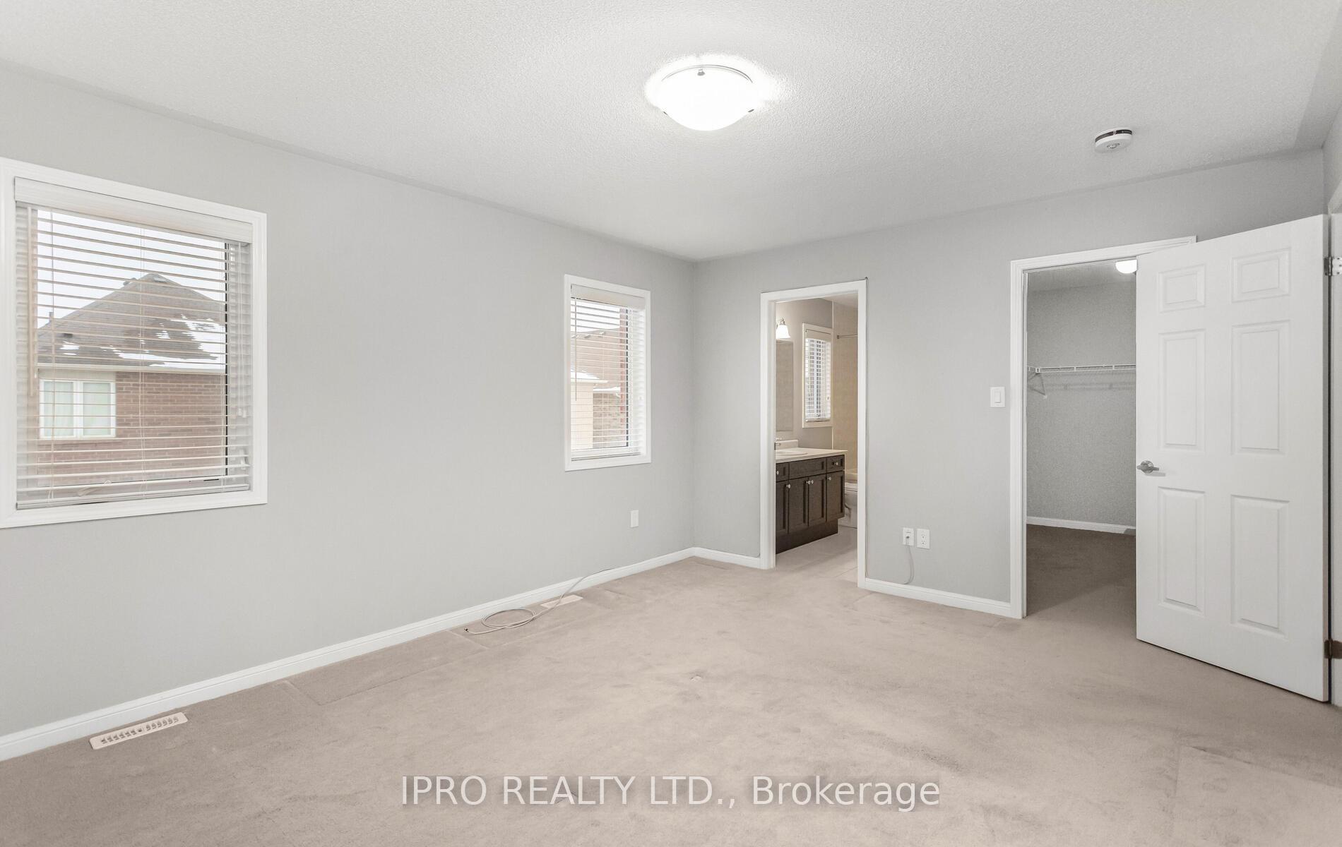 Photo 23 of 261 Gleave ( Upper Level) Terrace, Milton, Harrison — HOMEH